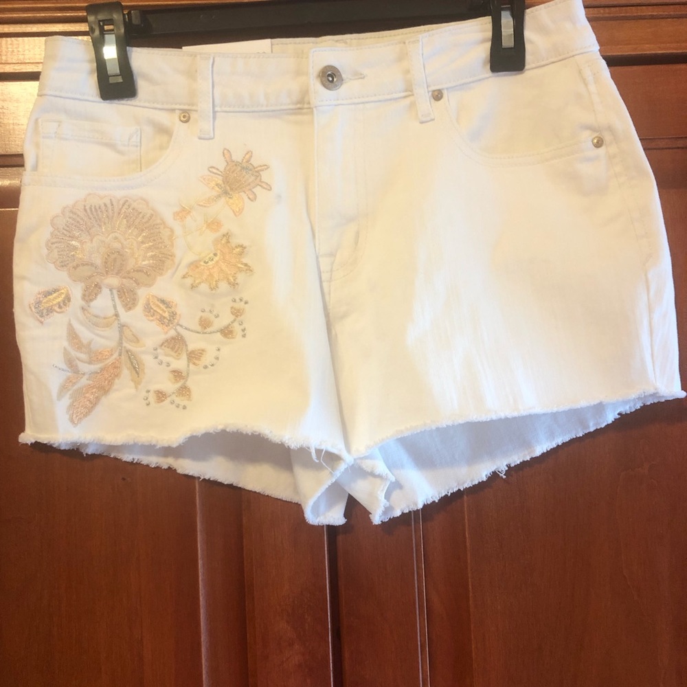 Jessica Simpson White Shorts Design Detail Size 29 NWT